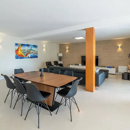 Gorgeous In Okrug Gornji Hébergement de vacances