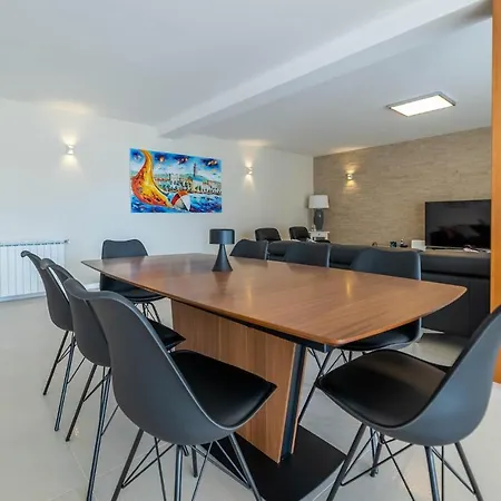 Tatil Evi Amazing In Okrug Gornji With Wifi Trogir